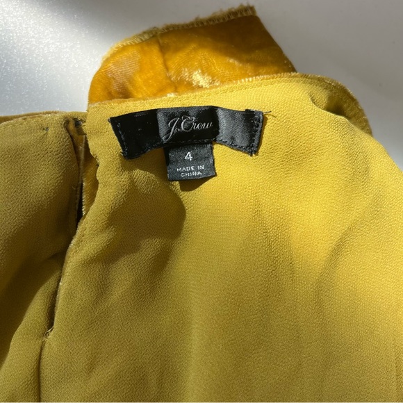 J. Crew Crushed Velvet Yellow Gold Loose Scoop Neck Tank Top Blouse 4 - Picture 2 of 8